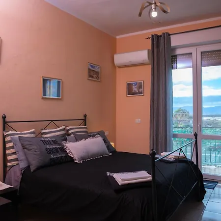 La Playa Di Ponente Cagliari