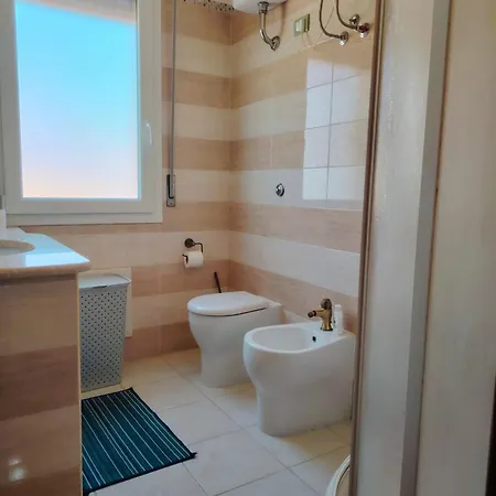 Lägenhet La Playa Di Ponente